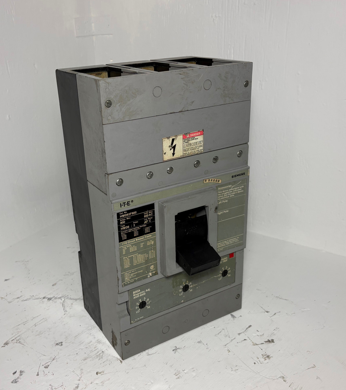 Siemens HMD63F800 800A Circuit Breaker w/ 800 Amp Trip 600V 3P Type HMD6 ITE 3P (EM5681-2)