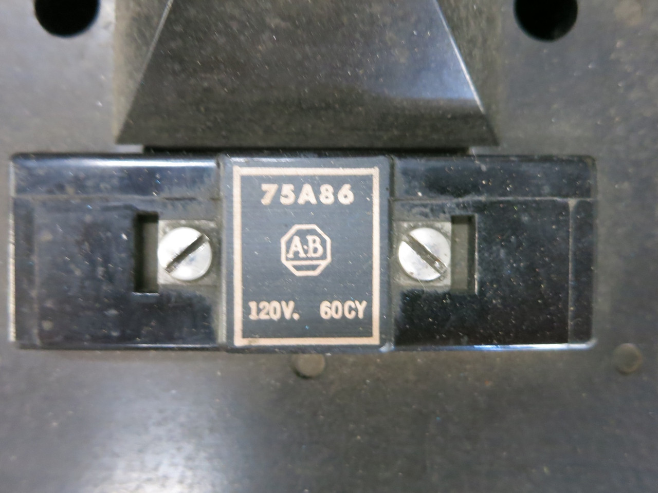 Allen Bradley 705 828024 Size 5 Reversing Contactor 120V Coil 200 HP 705-FOC23 (DW7629-1)