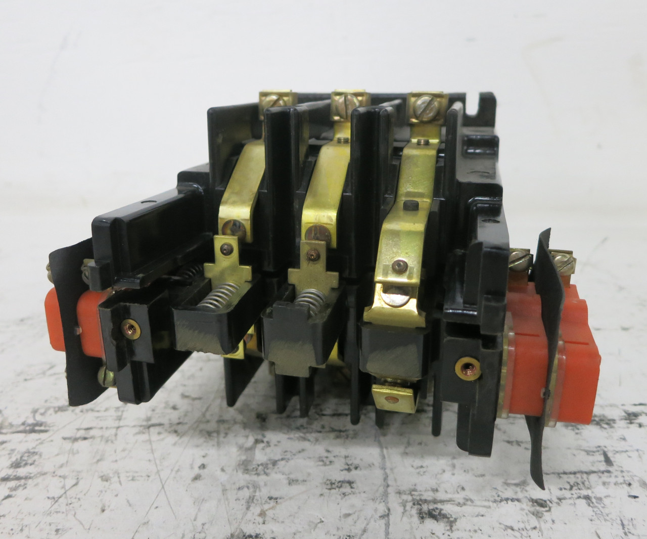 Joslyn Clark 5DP1-5051-11 30A 500VDC Definite Purpose Contactor 120V Coil 30 Amp (DW7632-2)