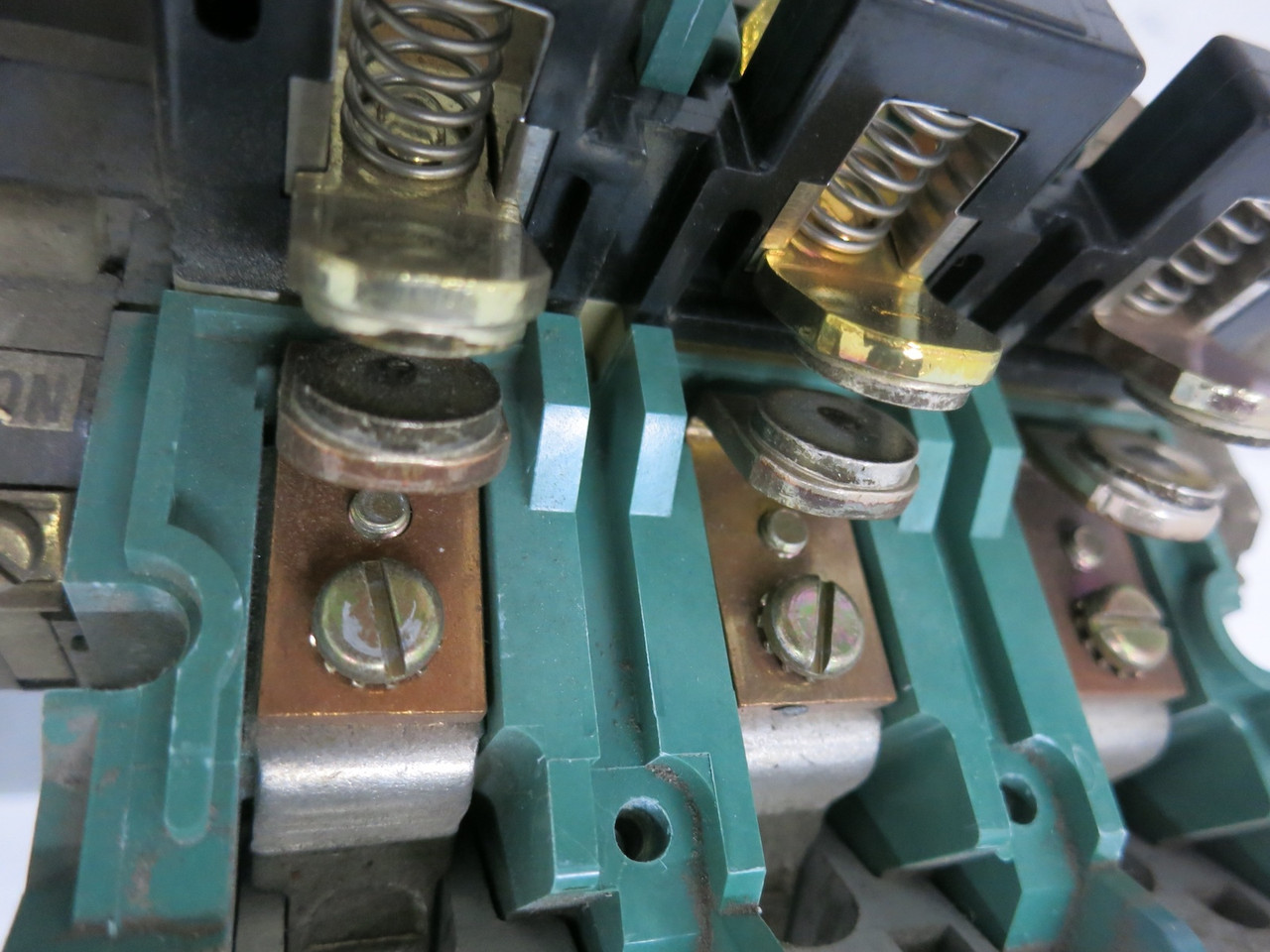 Furnas 44IF107800 Definite Purpose Reversing Contactor 120/240V Dual Coil 150A (DW7634-1)