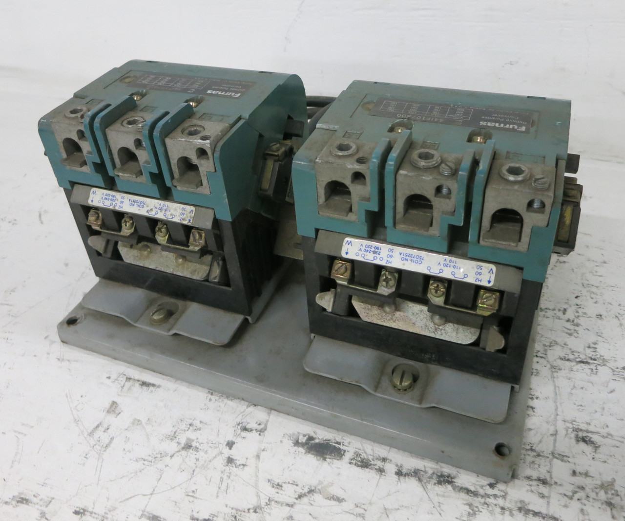 Furnas 44IF107800 Definite Purpose Reversing Contactor 120/240V Dual Coil 150A (DW7634-1)