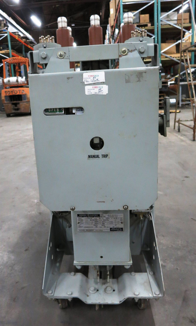 GE Magne-Blast AM-4.16-75-1 1200A 4.76 kV Circuit Breaker 1200 Amp 5kV AM4.16751 (EBI1972-1)