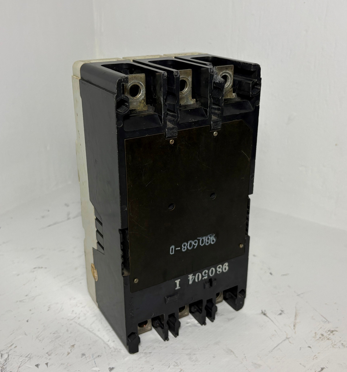 Cutler-Hammer DK3400W 400A Circuit Breaker Glossy Blue w/ 400 Amp Trip 240V 3P (EM5691-1)