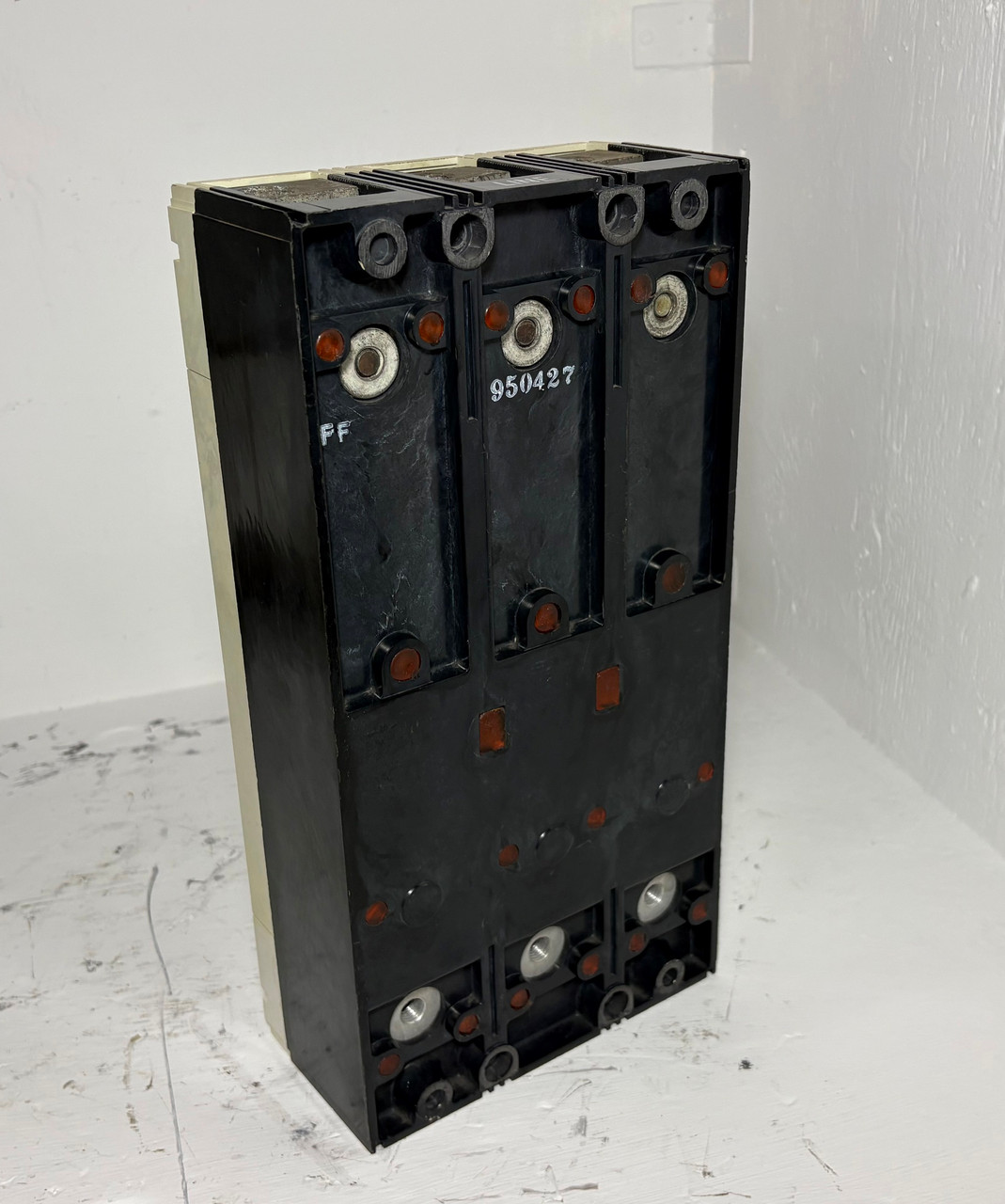 Westinghouse MD3800F 800A Circuit Breaker w/ 800 Amp Trip 3P 480/600V MD3800 (EM5692-1)