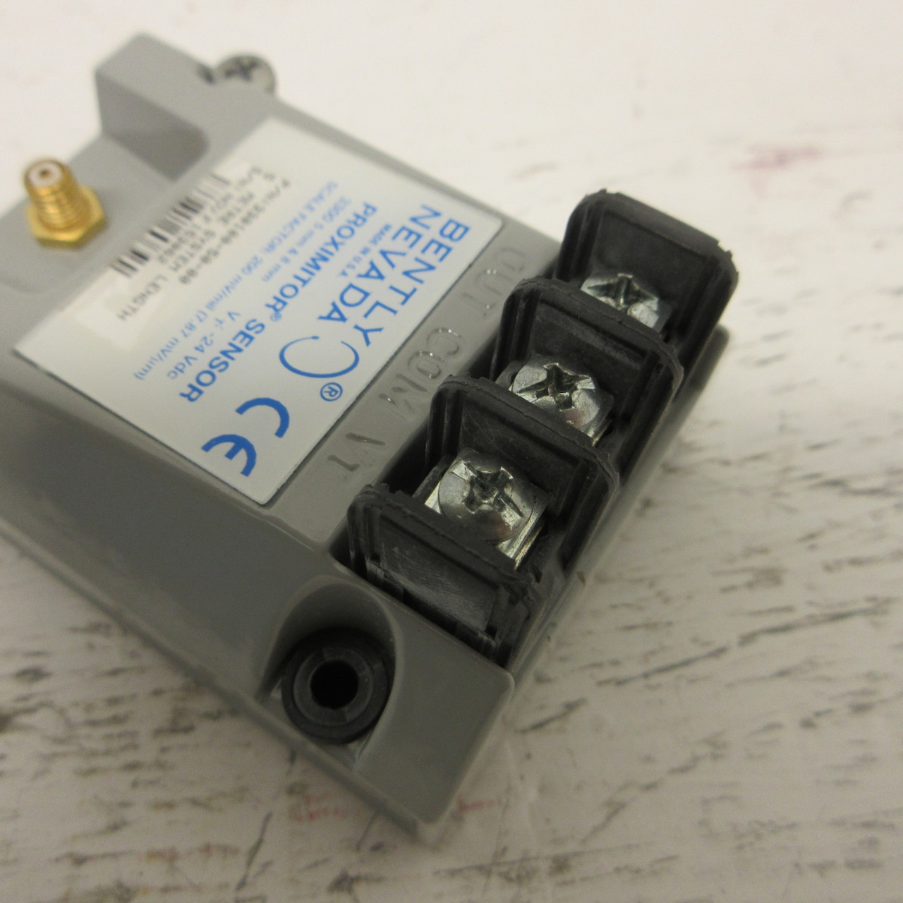 Bently Nevada 330100-50-00 Proximitor Sensor 3300 5mm & 8mm 3301005000 24Vdc (AH0798-22)