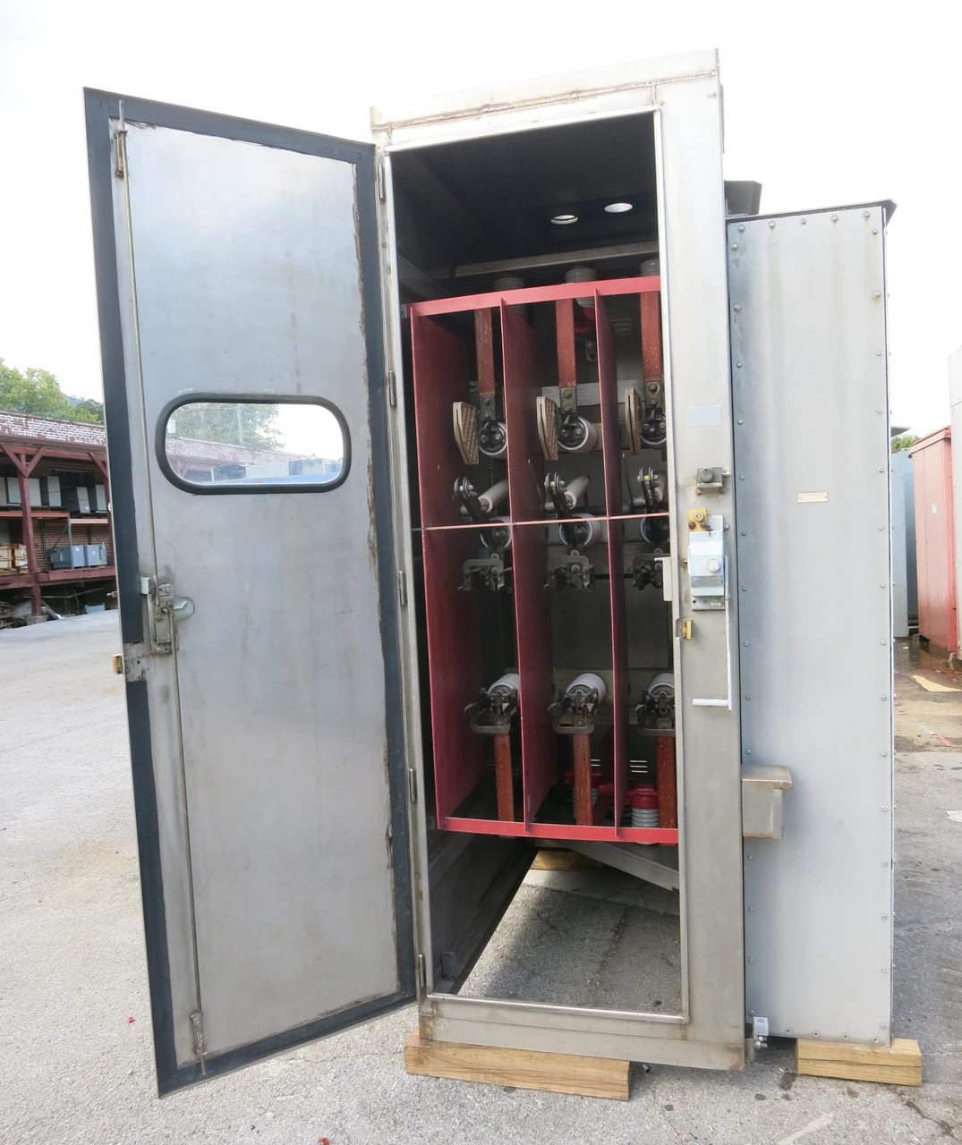 Timco 15 kV 600A Fusible Load Break Switch Gear Outdoor Stainless 4X 600 Amp PIF (DW7662-1)