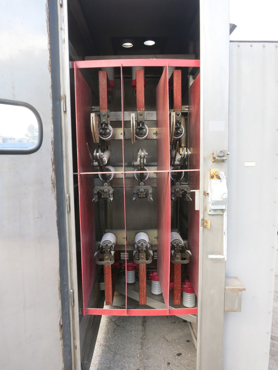 Timco 15 kV 600A Fusible Load Break Switch Gear Outdoor Stainless 4X 600 Amp PIF (DW7662-1)