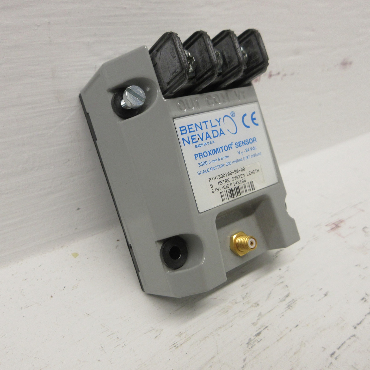 Bently Nevada 330100-90-00 Proximitor Sensor 3300 5mm & 8mm 3301009000 24Vdc (AH0799-2)