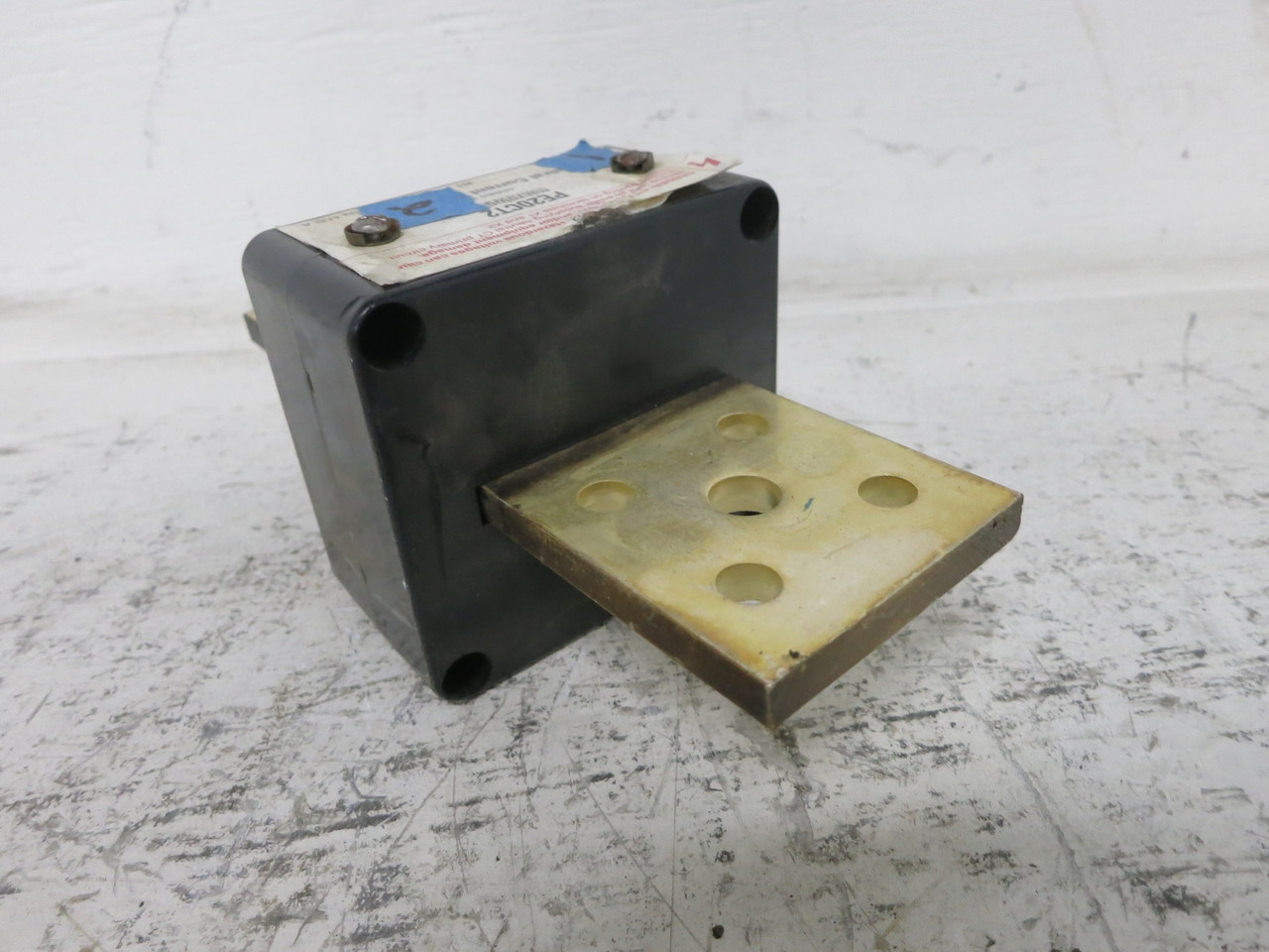 Square D PE20CT2 Ser 3 2000A Micrologic Neutral Current Transformer CT 2000 Amp (DW7667-1)