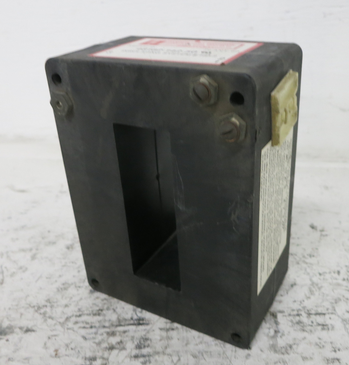 Image of Square D 48162-142-50 SE Neutral Current Transformer Sensor Micrologic SE30CT3M