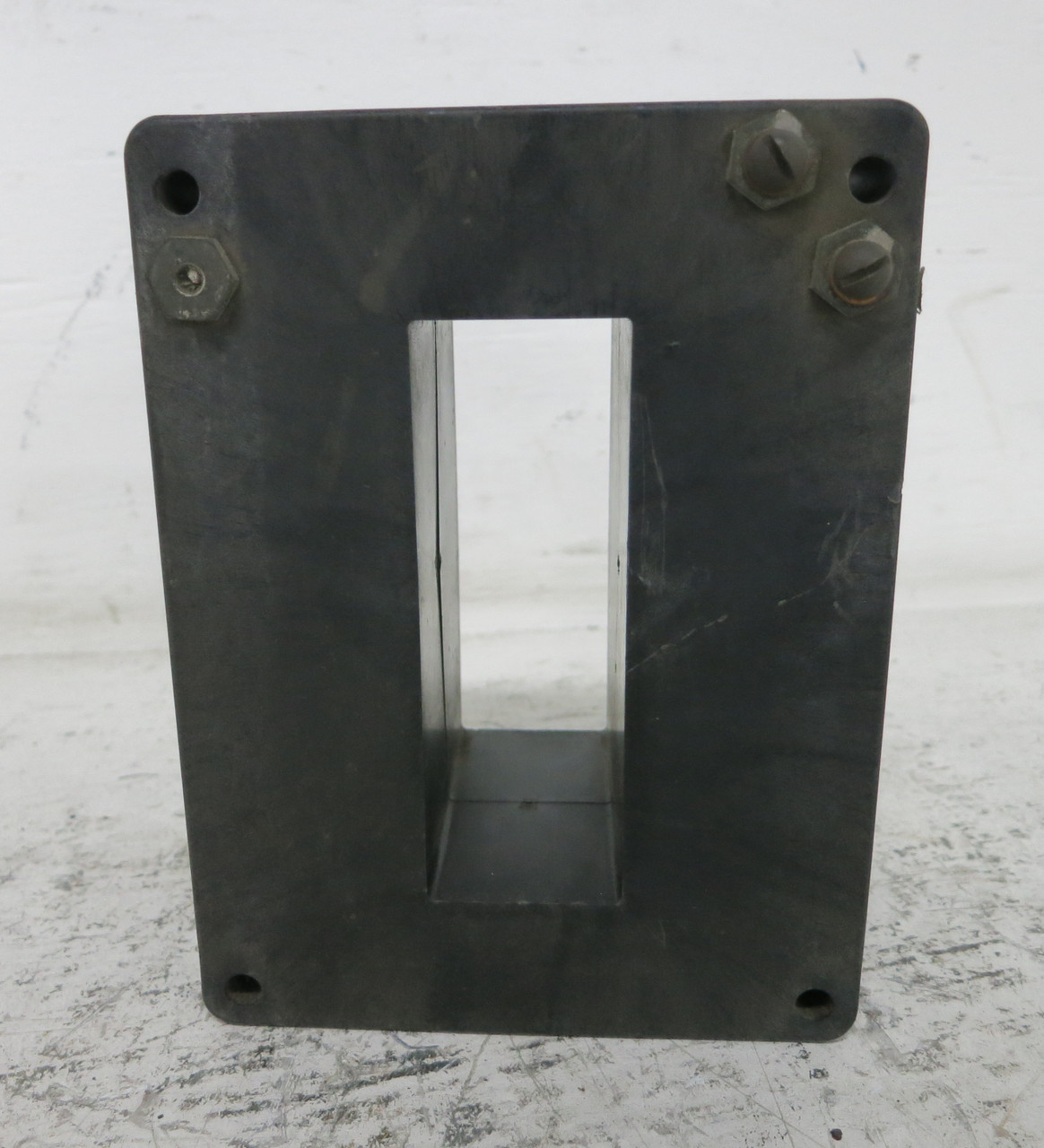 Square D 48162-142-50 SE Neutral Current Transformer Sensor Micrologic SE30CT3M (DW7669-1)