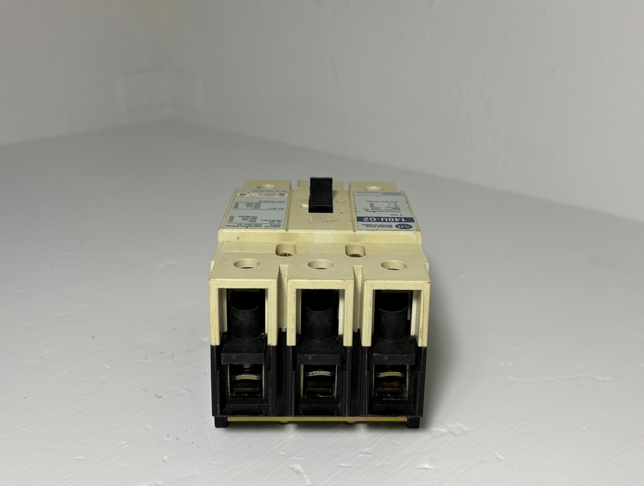 Allen-Bradley 140U-G2 40A Circuit Breaker 480V 3P 140UG2 40 Amp A-B HACR (EM5696-3)