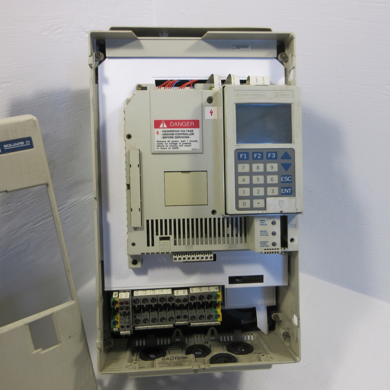 Telemecanique Square D ATV66D23N4 Altivar 66 AC VS Drive 20/25 HP 18.5kW 460VAC (AH0810-2)