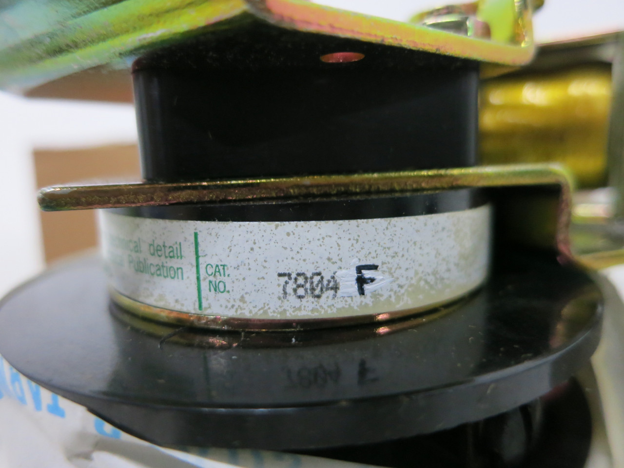 NEW Electroswitch 7804F Rotary Switch Series 24 Lock Out Relay Trip Reset LOR (DW7679-2)