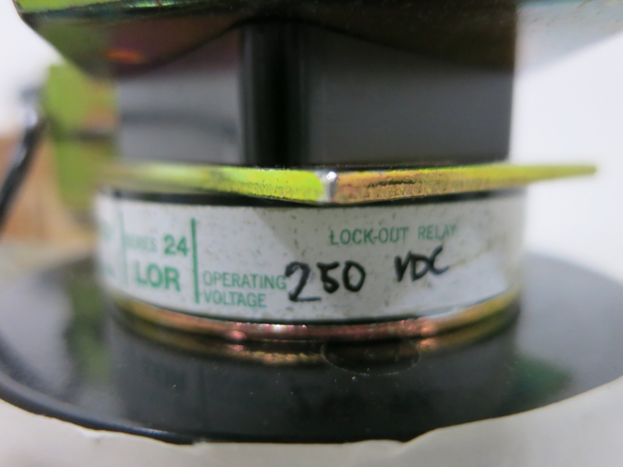 NEW Electroswitch 7804F Rotary Switch Series 24 Lock Out Relay Trip Reset LOR (DW7679-2)