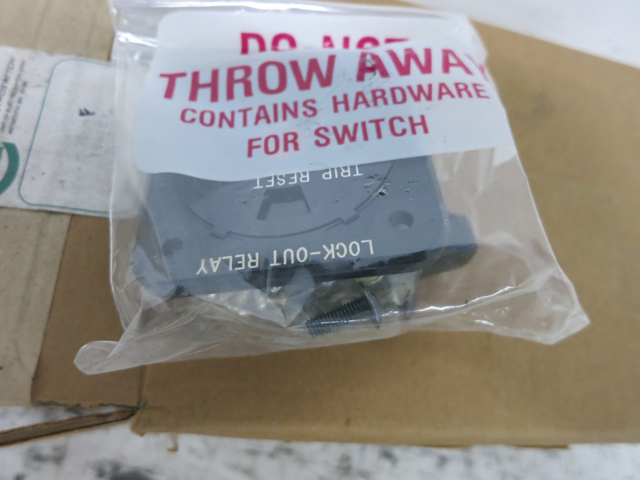 NEW Electroswitch 7804F Rotary Switch Series 24 Lock Out Relay Trip Reset LOR (DW7679-2)