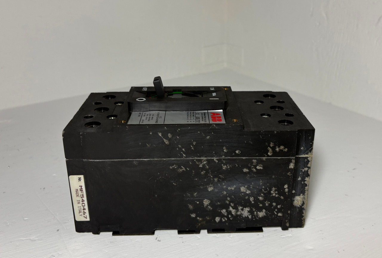 ABB Type ES 50A 3 Pole Circuit Breaker 18kA @ 480 VAC RT-1999 50 Amp 3P (EM5703-3)