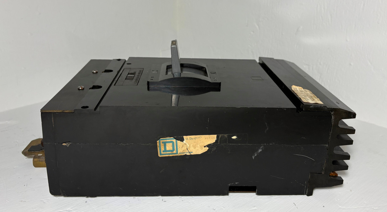 Square D I-Line MH36800 800A Circuit Breaker Black 480/600V 3P Type MA 800 Amp (EM5705-1)