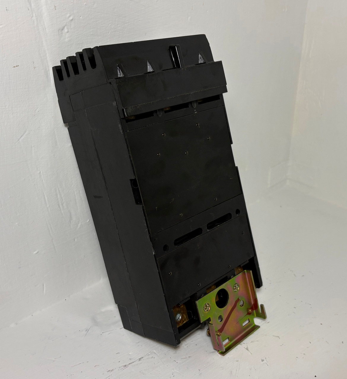 3rd Image of EM5709