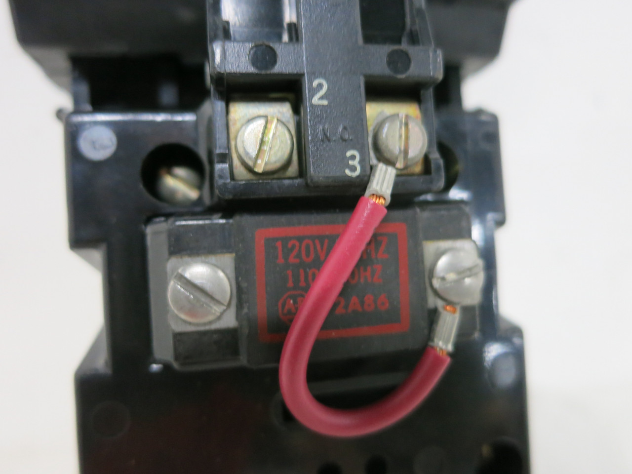 NEW Allen Bradley 702-COD93 Size 2 Motor Contactor 120V Coil 25 HP 45A 702-C0D93 (DW7693-1)