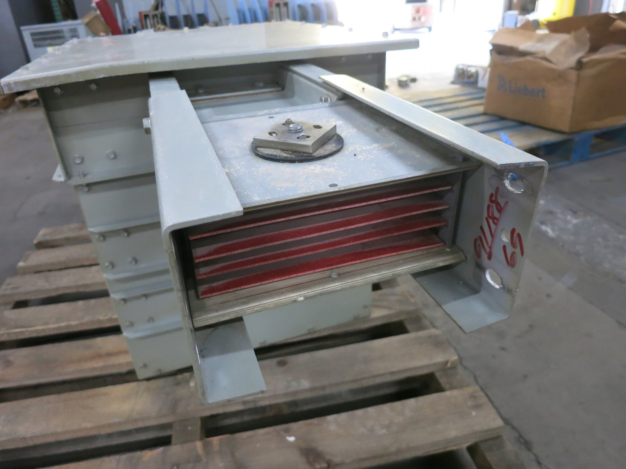 GE Spectra F4HC20EXJENEI 2000A 600V Busway Expansion Joint 3PH 4W 2000 Amp Bus (DW7692-1)