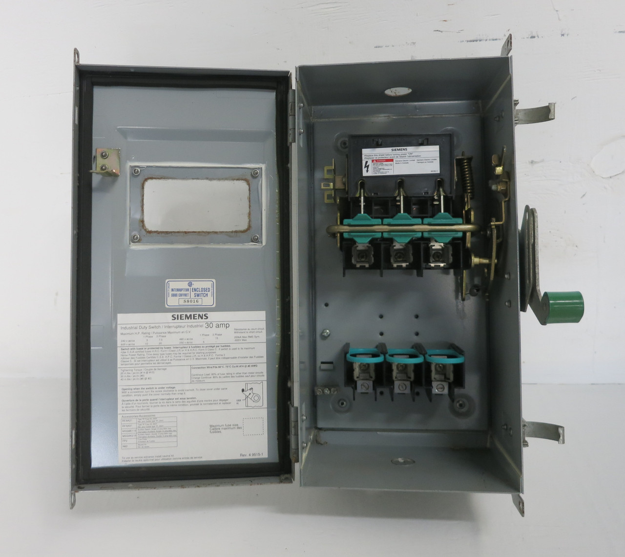 Siemens 12ID361 30A 600V Fusible Disconnect Switch Window 30 Amp 121D361 Type 12 (DW7700-6)