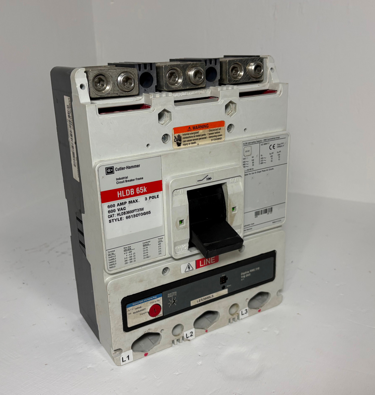 Cutler-Hammer HLDB3600FT33W 600A Circuit Breaker Red w/ 400 Amp Plug HLDB 65k 3P (EM5710-1)