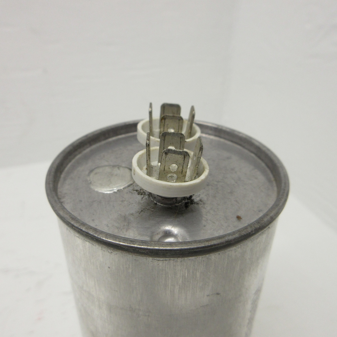 Aerovox 12-749741-10 No PCB's Capacitor Z26P5846M Supermet 46UF 580VAC 50/60Hz (AH0826-90)