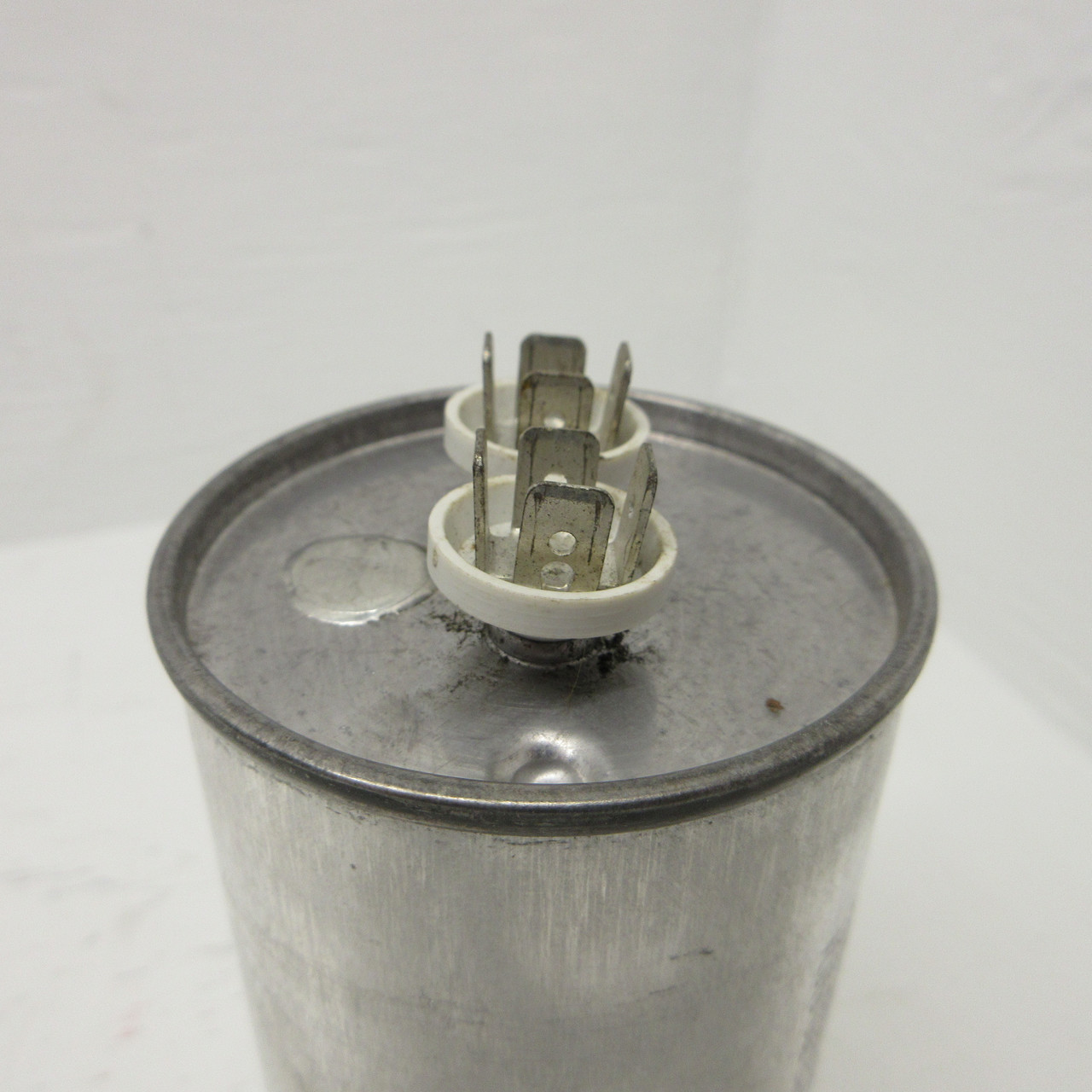 Aerovox 12-749741-10 No PCB's Capacitor Z26P5846M Supermet 46UF 580VAC 50/60Hz (AH0826-90)