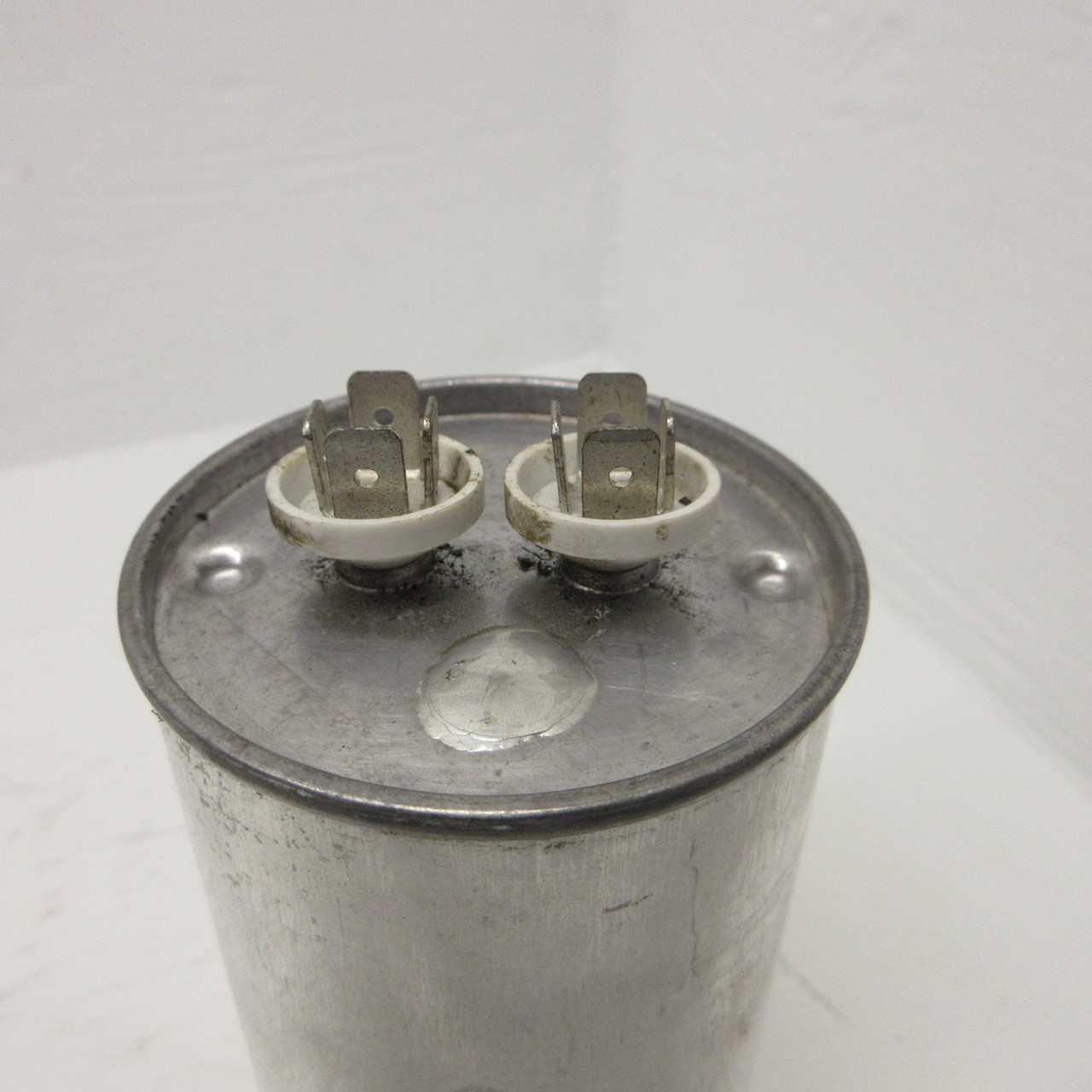 Aerovox 12-749741-10 No PCB's Capacitor Z26P5846M Supermet 46UF 580VAC 50/60Hz (AH0826-90)