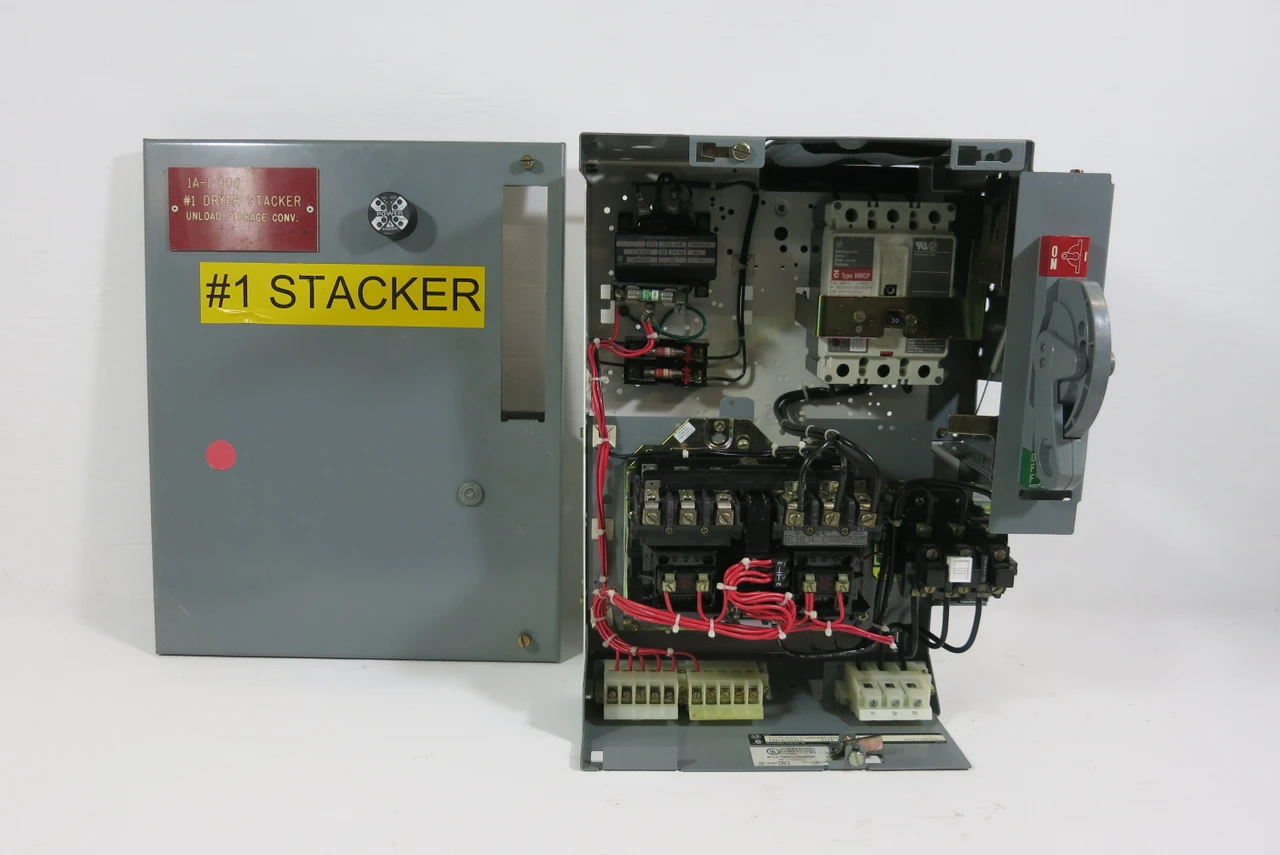 Image of Allen Bradley 2100 Centerline Size 1 Reversing 30A Breaker 18" MCC Bucket 30 Amp