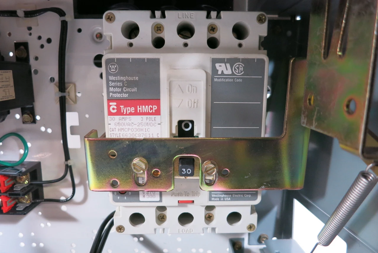 Allen Bradley 2100 Centerline Size 1 Reversing 30A Breaker 18" MCC Bucket 30 Amp (BJ1062-1)