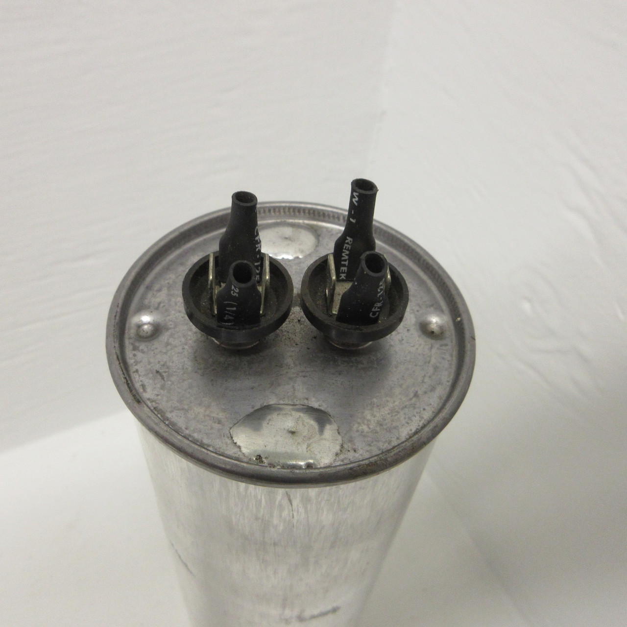 GE 61L349 Dielektrol No PCB's Capacitor 45uF 535VAC 60HZ 12-749325-10 6IL349 (AH0825-83)