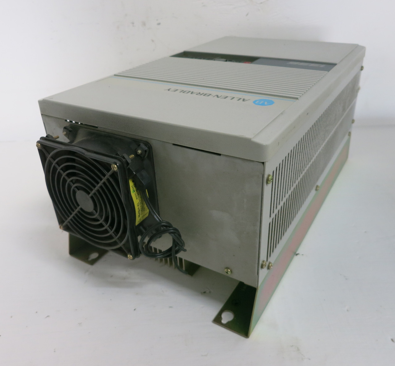 Allen Bradley 1336-B010-EAD-S1 10 HP AC VS Drive 460V 17A Variable Speed VFD 460 (DW7707-4)