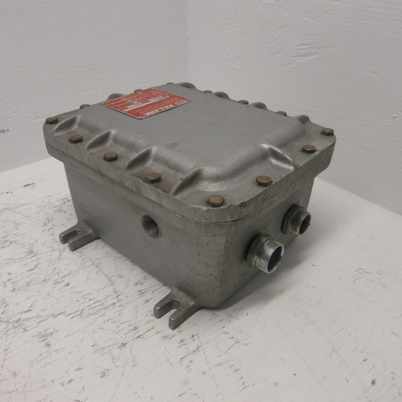 Hubbell Killark XB-684 0549525B Explosion Proof Enclosure Volume 176 Cu. In. (AH0824-1)