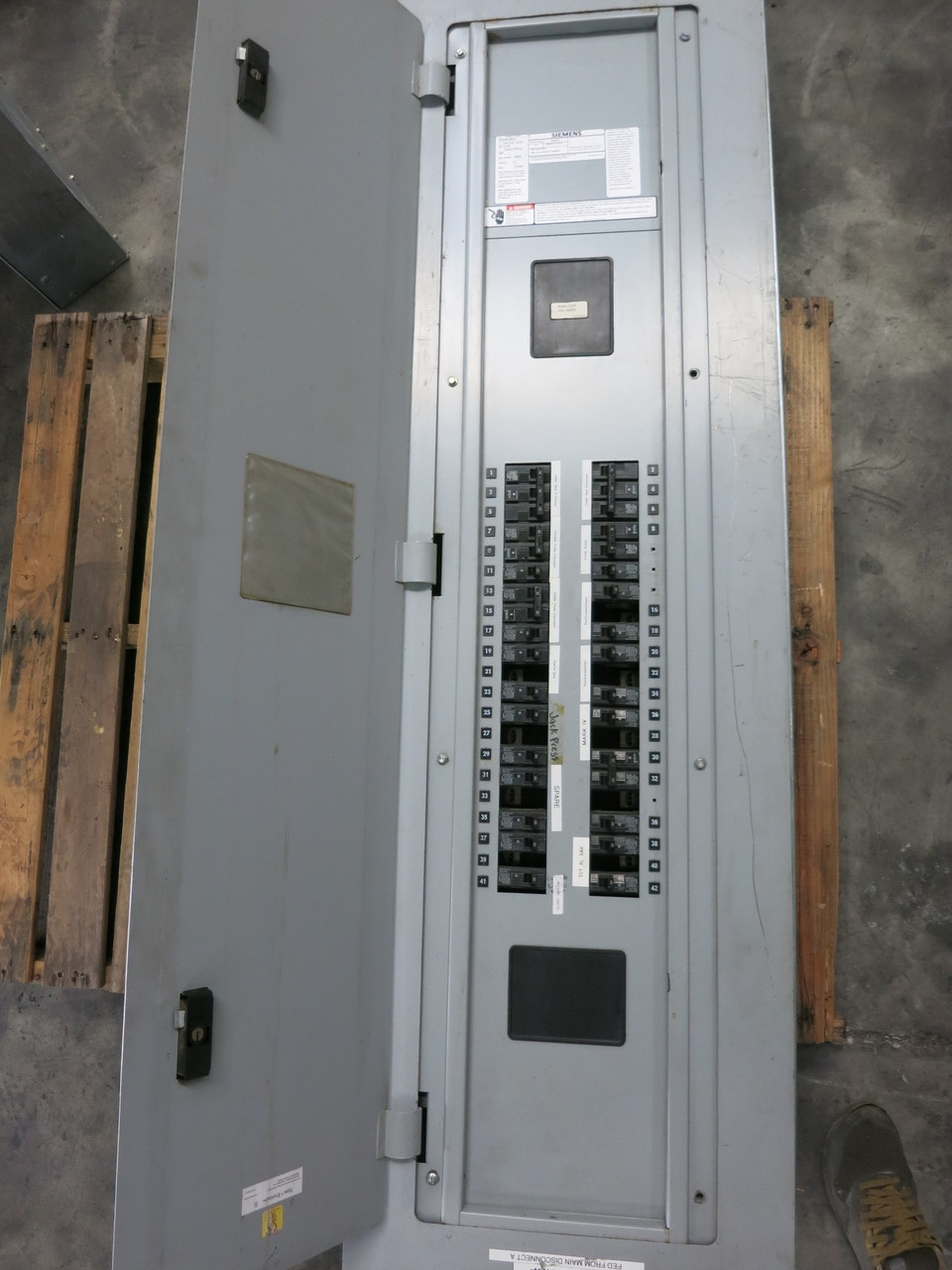 Siemens P1E42ML400ATS 400A 480Y/277 Breaker Panel Board 3P4W MLO 400 Amp P1 480V (DW7712-1)