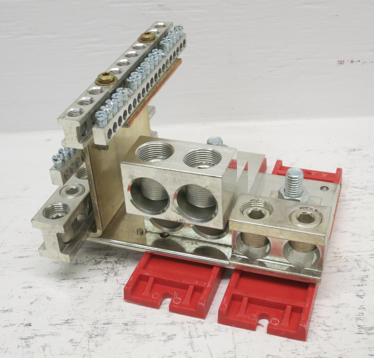 NEW Square D HCW6SN 600A Solid Neutral Kit HCP I-Line Breaker Panelboard 600 Amp (DW7713-1)