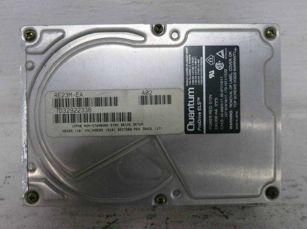 Quantum ProDrive ELS RE23M-EA Hard Drive 127 MB Disc Drive 5/12V 230 mA (DW7717-1)