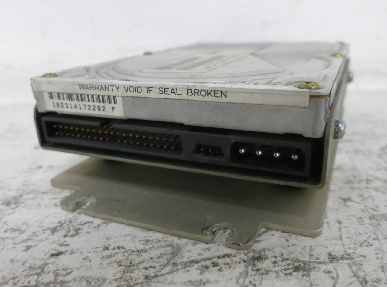 Quantum ProDrive ELS RE23M-EA Hard Drive 127 MB Disc Drive 5/12V 230 mA (DW7717-1)