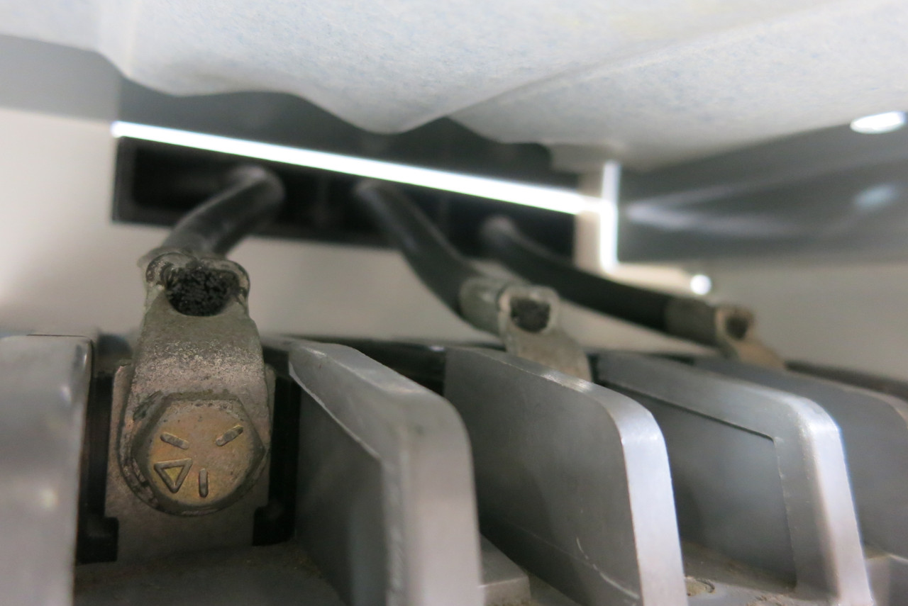 Allen Bradley 2100 Centerline 18" 100 Amp Fusible Feeder MCC Bucket 100A Fuse (BJ1063-2)