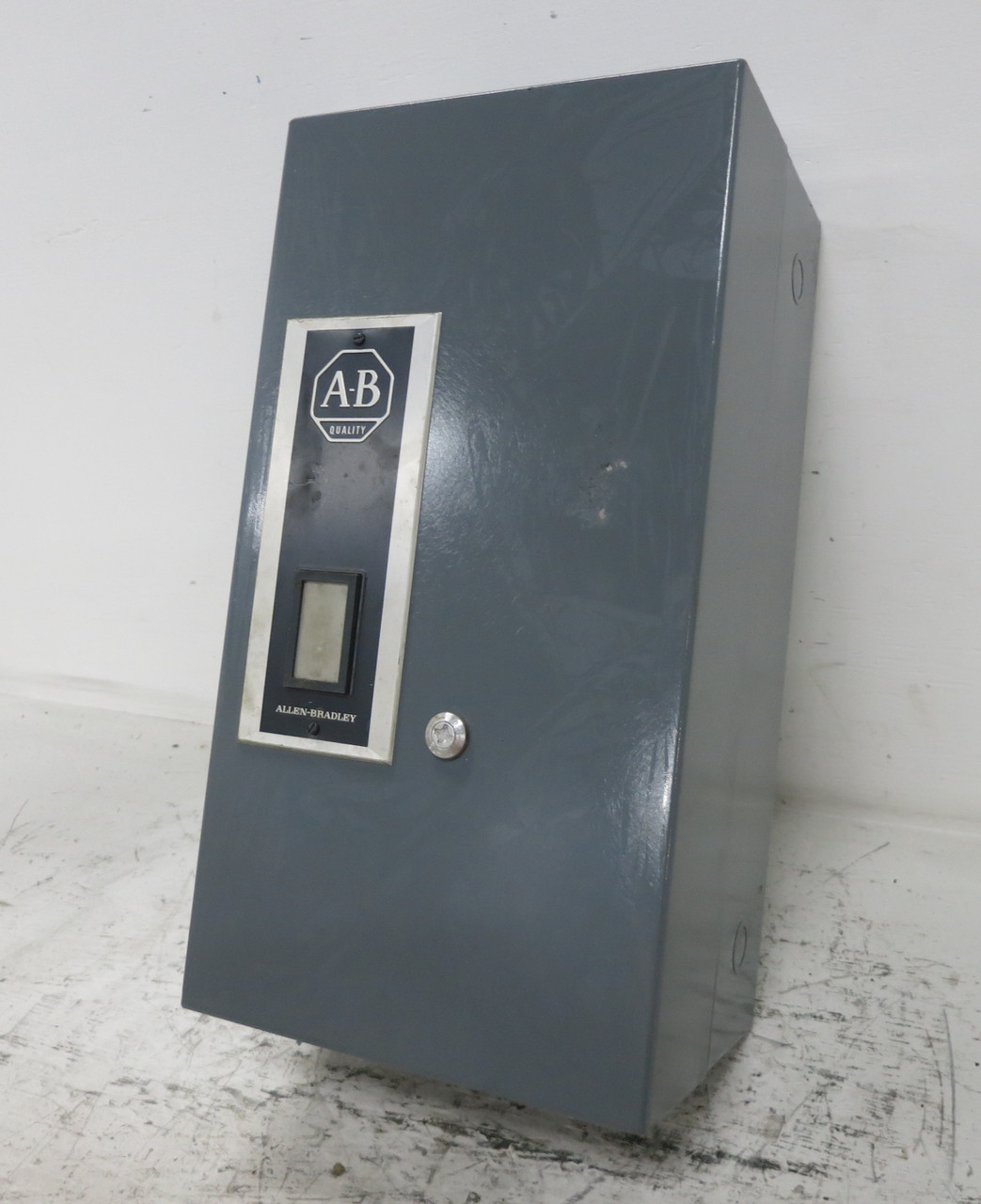 Allen Bradley 509-DAA Enclosed Size 3 Motor Starter 240V Coil 509-DOA 509-D0A (DW7735-1)