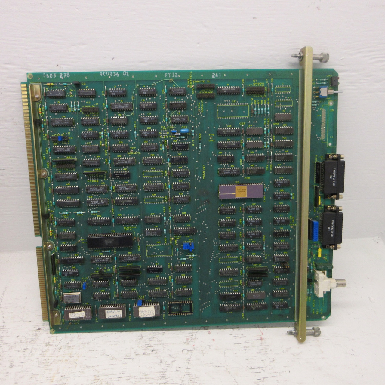 Allen Bradley 8000-VA PC Board PCB CRT/Keyboard 8000VA 900036 8200 Control w Box (AH0843-2)