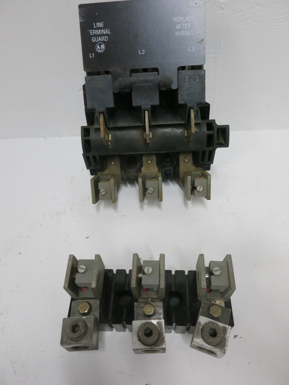 Allen Bradley 1494F 400A 600V Fusible Disconnect Mechanism 4012056904 400 Amp (DW7750-1)