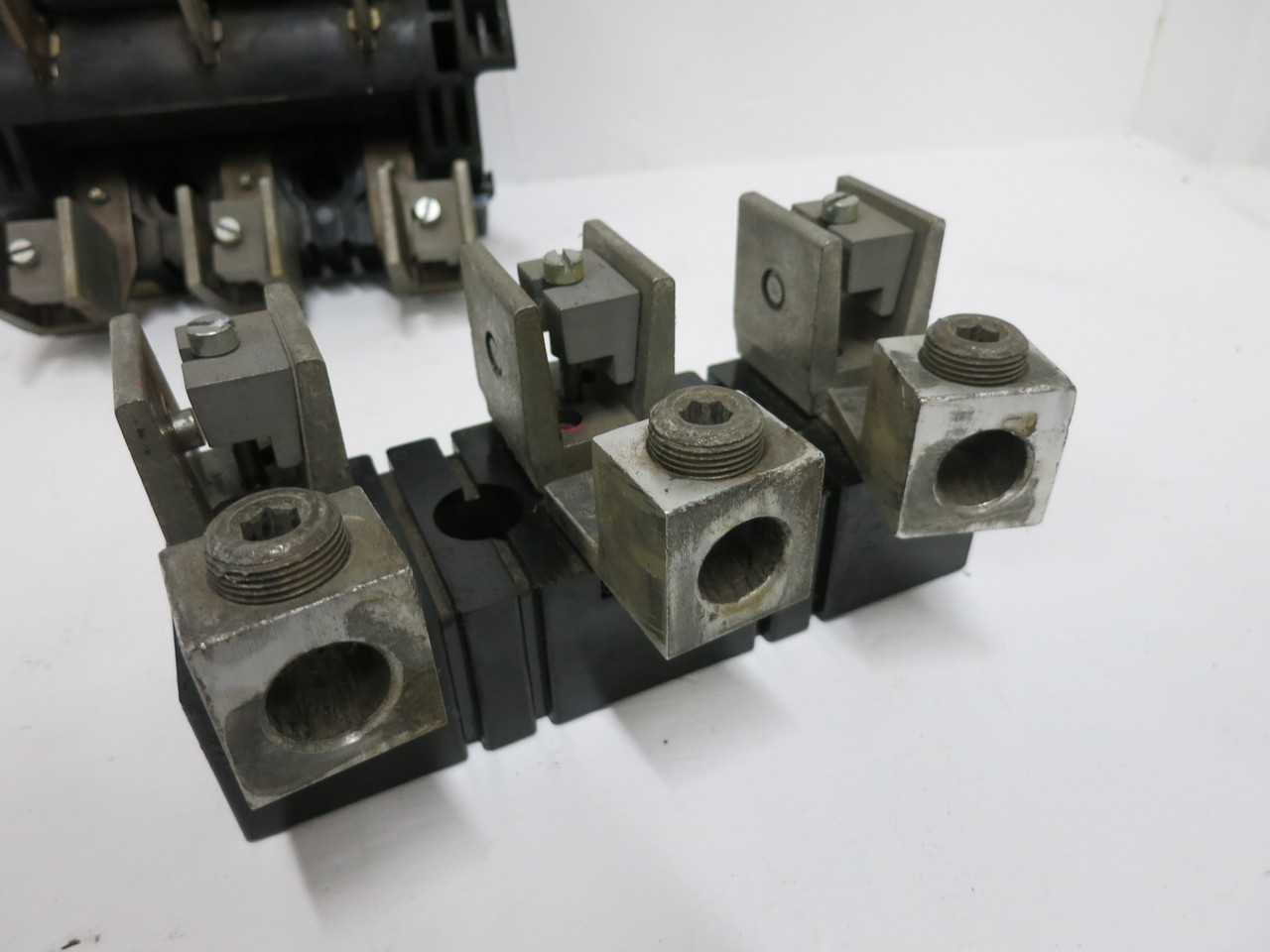 Allen Bradley 1494F 400A 600V Fusible Disconnect Mechanism 4012056904 400 Amp (DW7750-1)