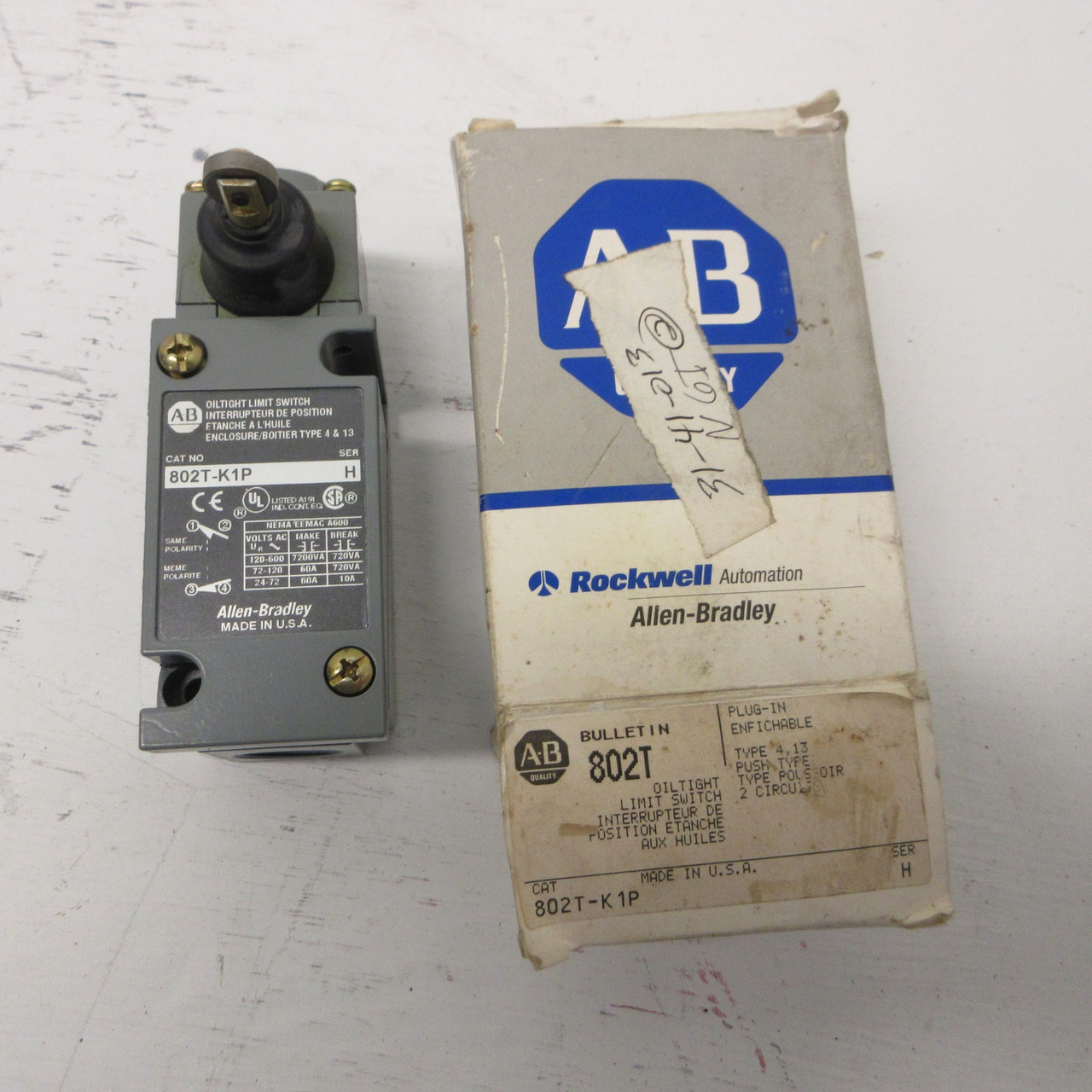 NEW Allen Bradley 802T-K1P Ser H Oil Tight Limit Switch Type 4 & 13 Plug-In NIB (AH0850-1)