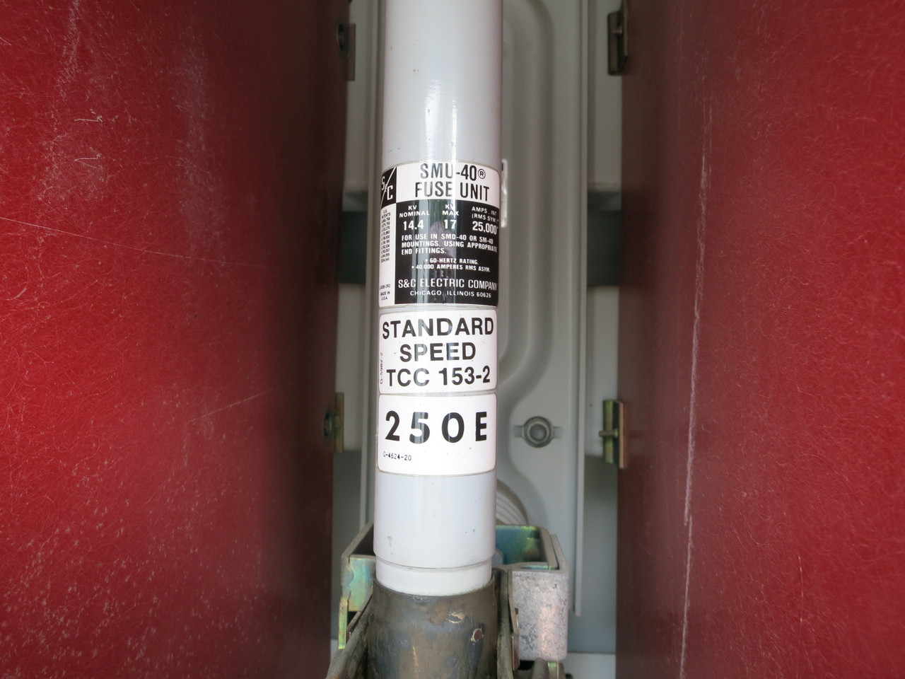 S&C 4800V Transfer Switch Outdoor Switchgear 5kV 600A Fusible 4800 VAC 3 Bay 3R (DW7752-1)