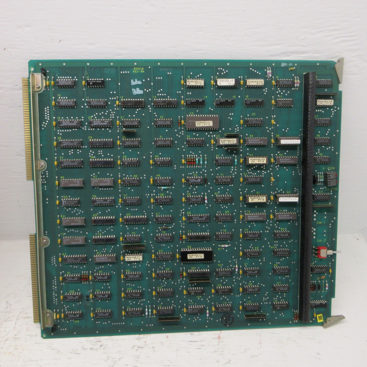 Allen Bradley 8000-GD PC Board PCB Bus Interface CNC 900018 Rev 04 8000GD w Box (AH0847-1)