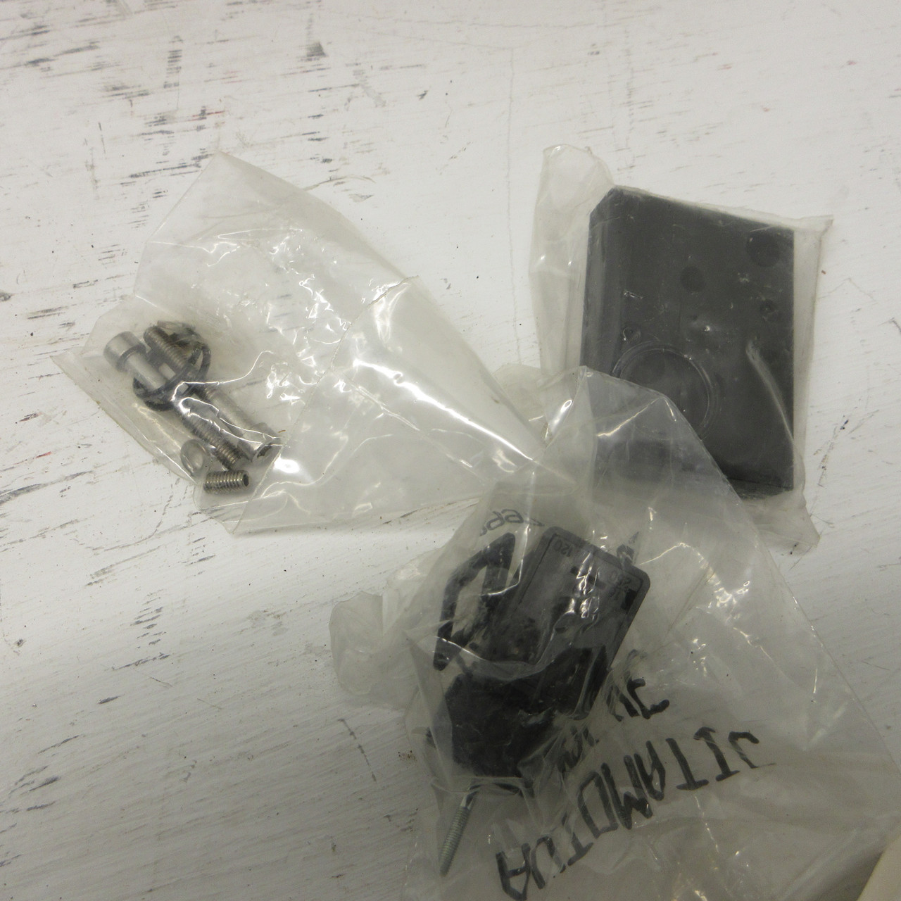 NEW Watts Regulator BMS-1N EDP# 898328 Solenoid Valve 120VAC BMS1N 7019-9AA NIB (AH0858-2)