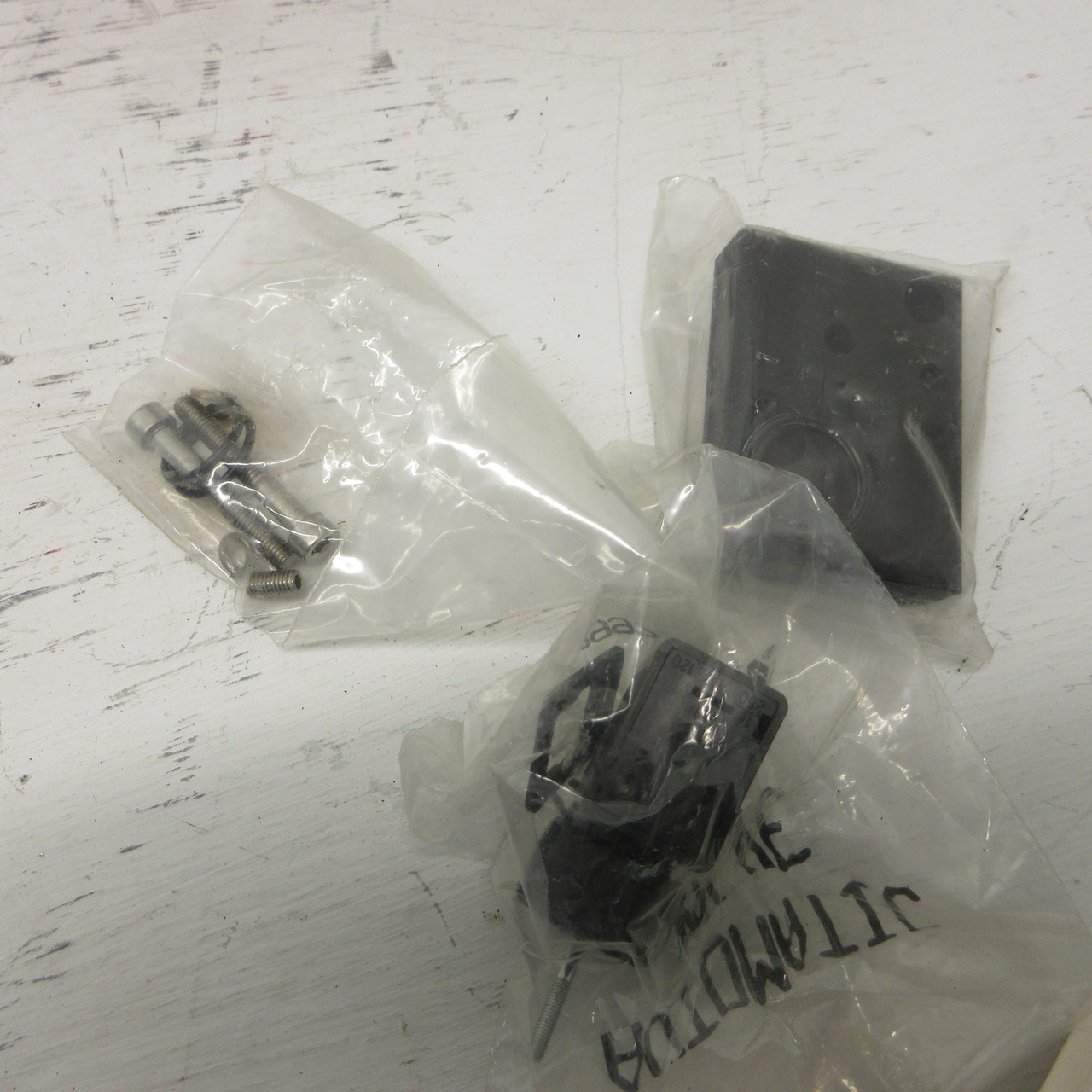 NEW Watts Regulator BMS-1N EDP# 898328 Solenoid Valve 120VAC BMS1N 7019-9AA NIB (AH0858-1)