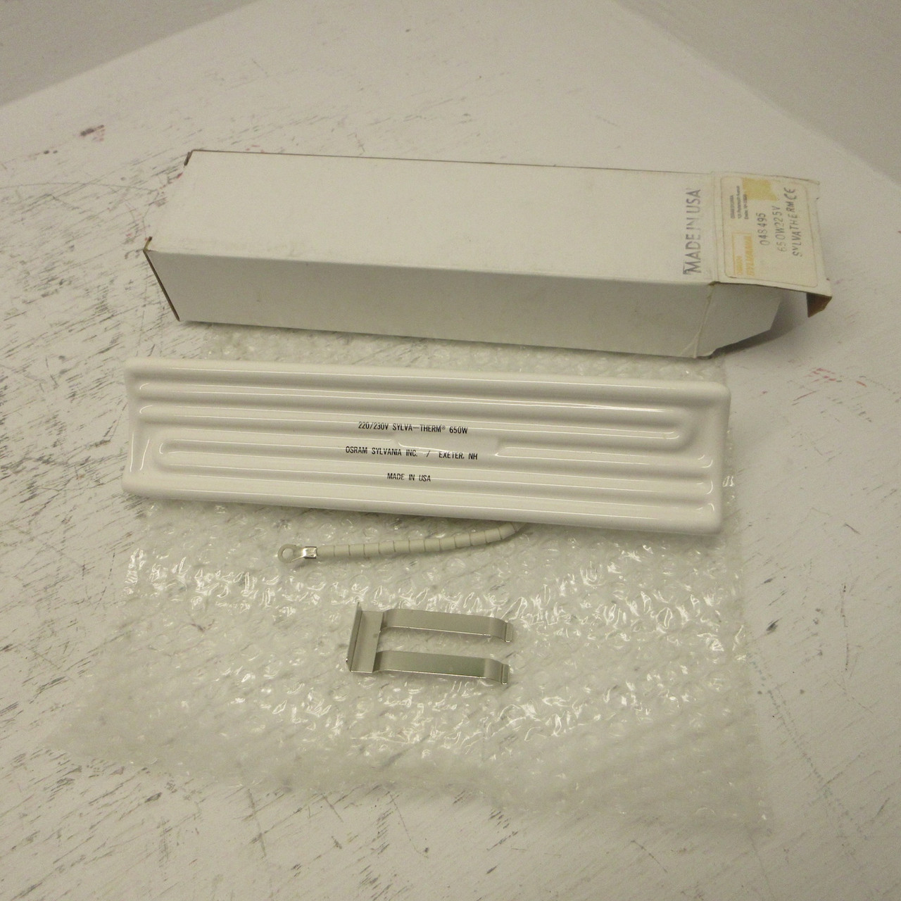 NEW Sylvania 048495 220/230V Osram Sylva-Therm 650W 225V Ceramic Heater Element (AH0859-15)